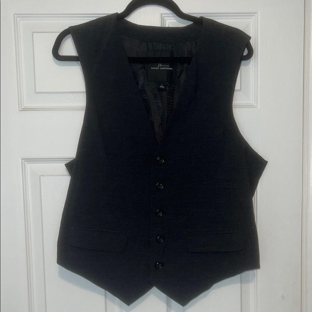 Men’s Marc Anthony Vest